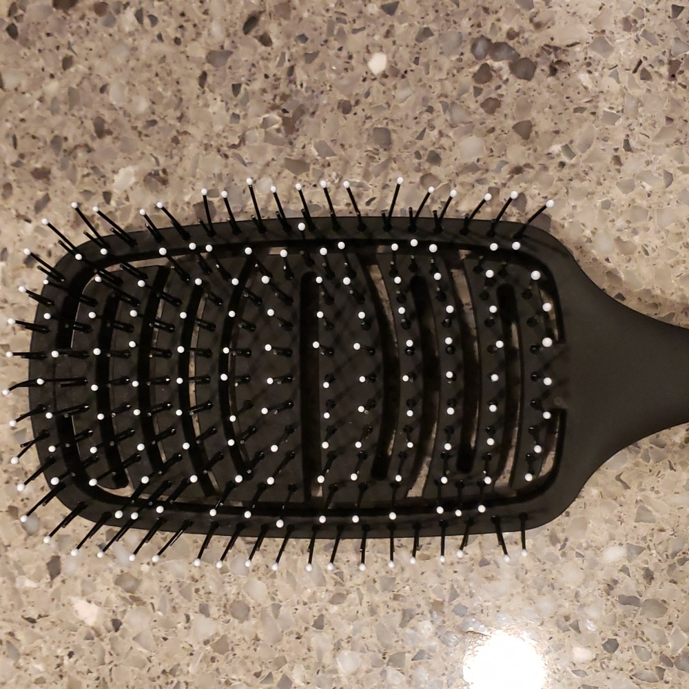 ❌SOLD❌ Verb Blow Dry Brush - Picture 2 of 4